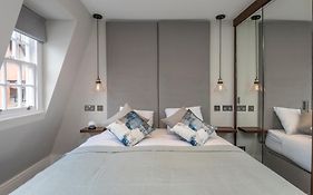 Luxury Georgian House In Marylebone: Modern 1-Bed Retreat